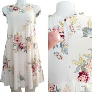 EYESHADOW Ivory Floral Dress with Pockets NWT Medium